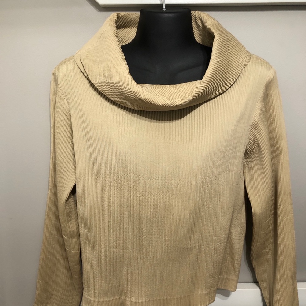 Asiatica Gold Silk Loose Rollneck Blouse, one size